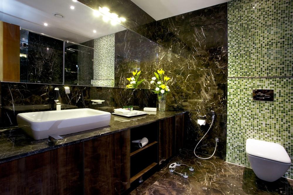 Hotel Atrio By Devam Gurgaon Esterno foto