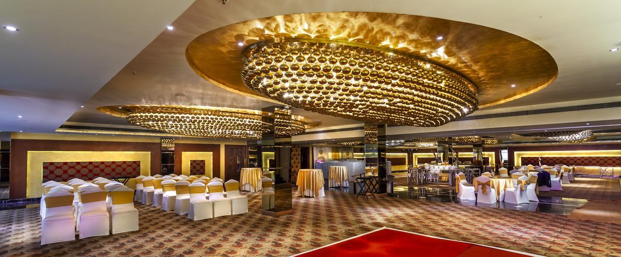 Hotel Atrio By Devam Gurgaon Esterno foto